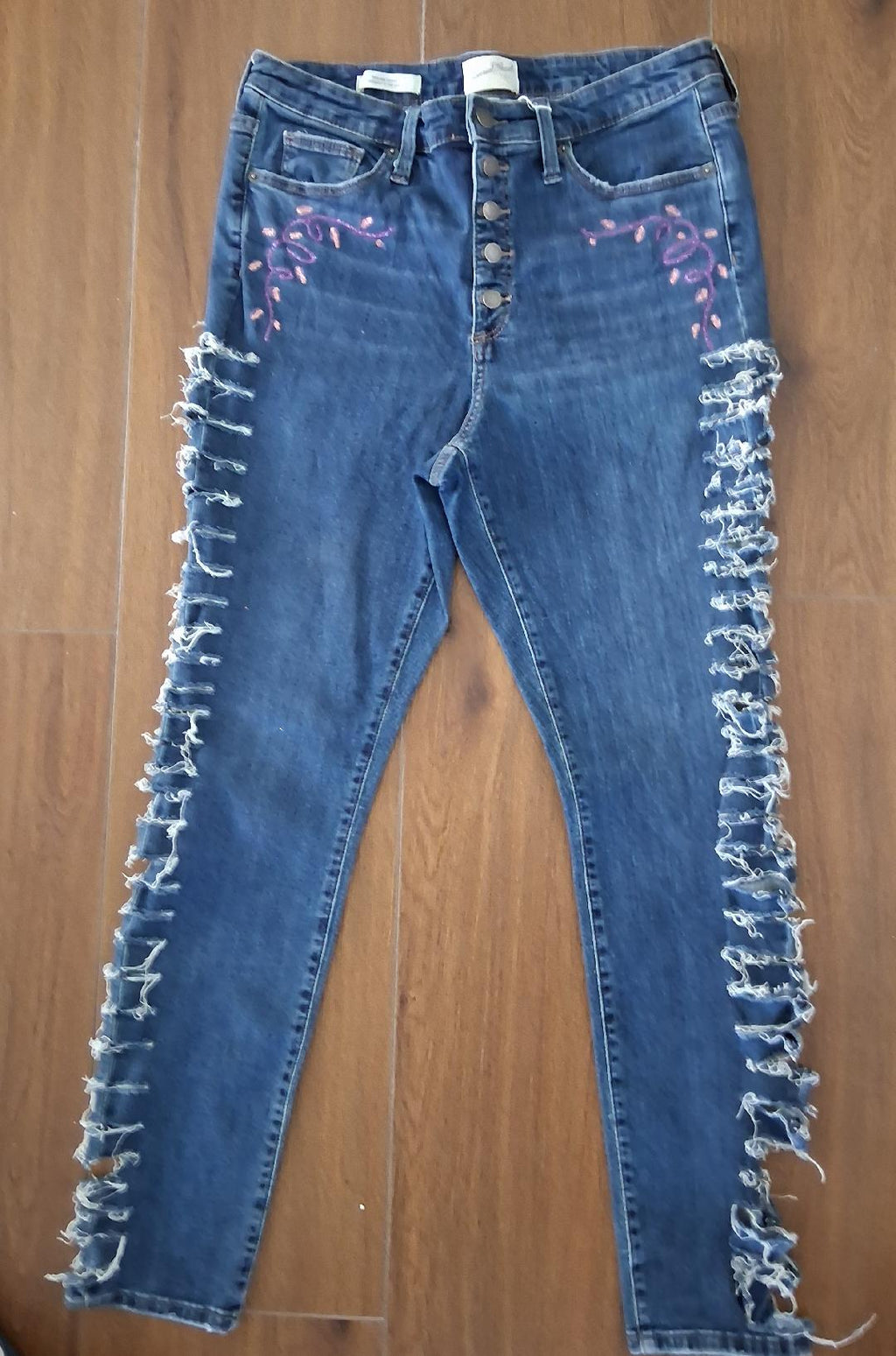 Ladies Ripped Jeans